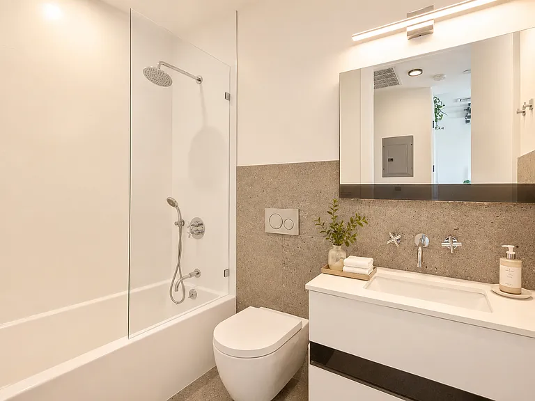 1200 Decatur St #301 — Photo 6