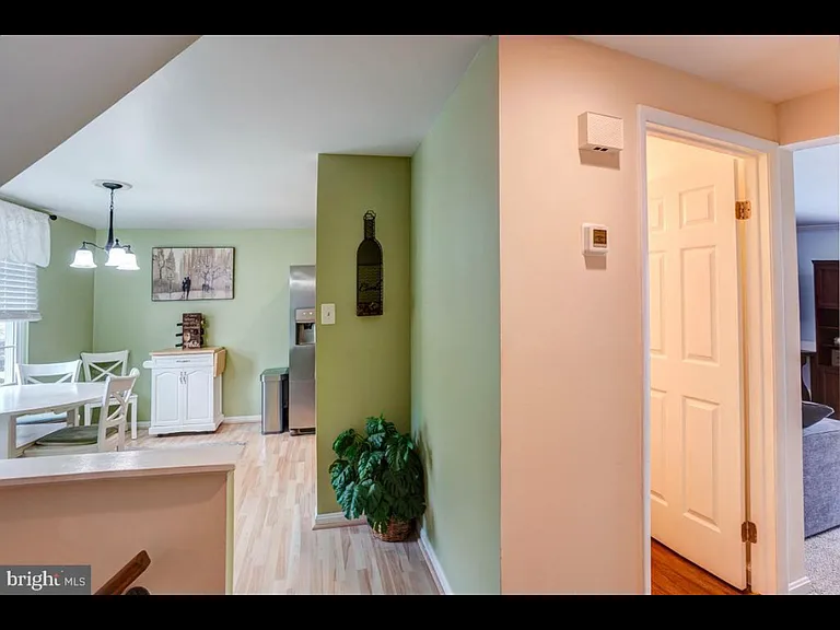 19517 Wootton Ave — Photo 2