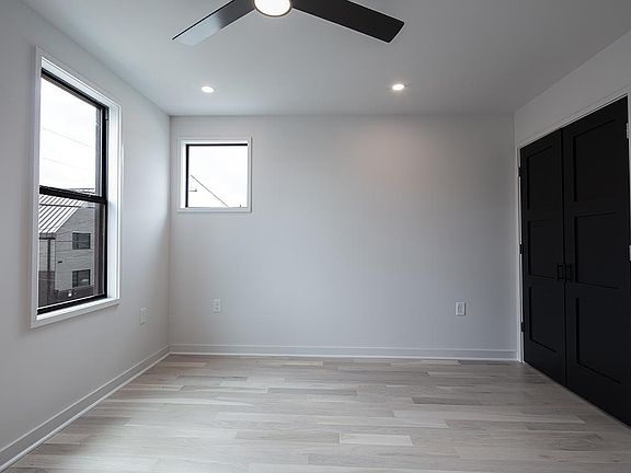 5th image of 1836 3rd St #1836