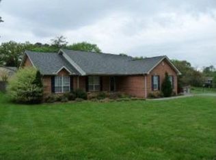 400 Belle Meade Dr, Maryville, TN 37803