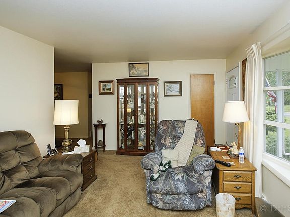 904 forest street-105