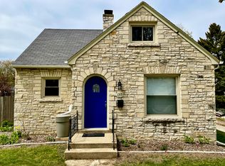 1315 S 109th St, West Allis, WI 53214