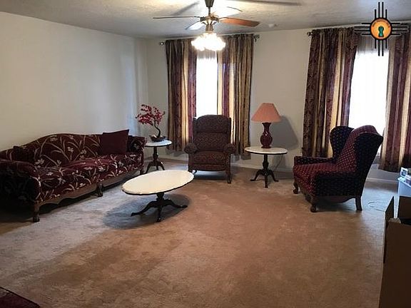 2nd image of 525 Christine Dr