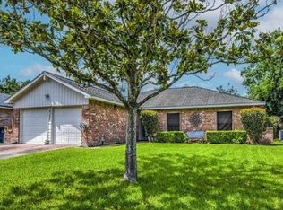 16326 Tibet Rd, Friendswood, TX 77546