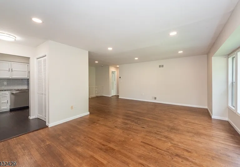 28 Brandywyne Dr — Photo 9