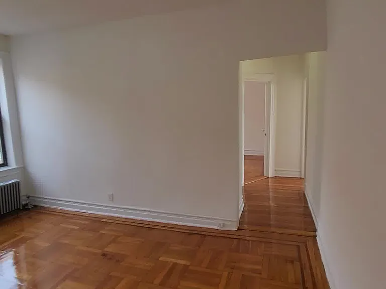 57 Avenue O #1D — Photo 5