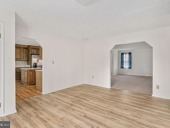 5th image of 13220 Sillamon Rd