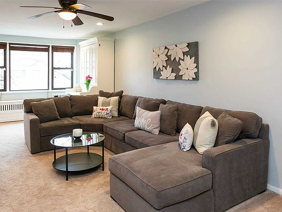 4th image of 4 Birchwood Ct APT 4N