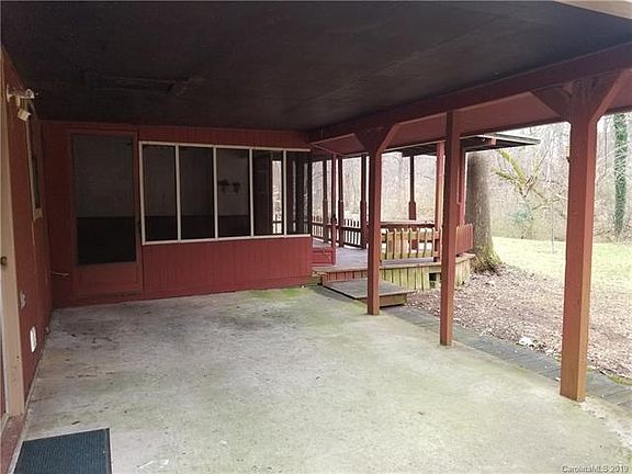 5th image of 110 Lakeview Dr