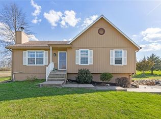 409 W 220th St, Belton, MO 64012