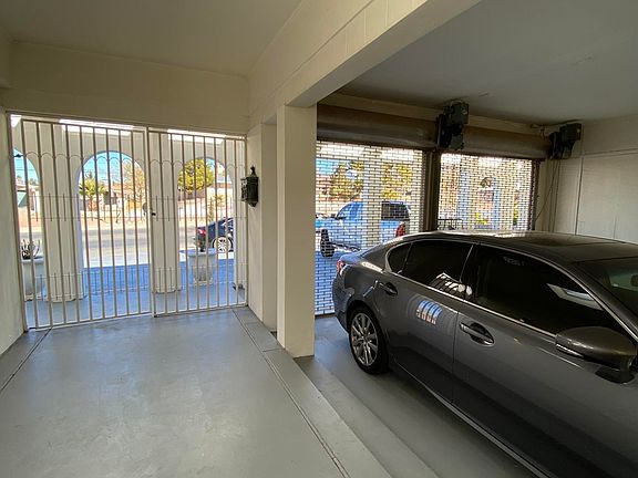 4th image of 6317 Westwind Dr