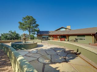 102 Rabbit Rd, Santa Fe, NM 87508