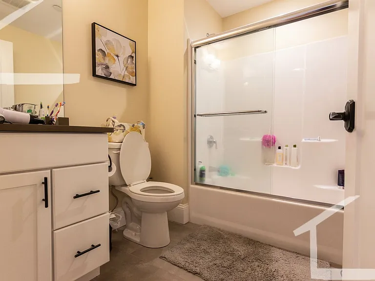 17 Glencoe St #202 — Photo 9