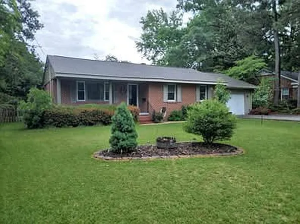 801 S 2nd St, Smithfield, NC 27577