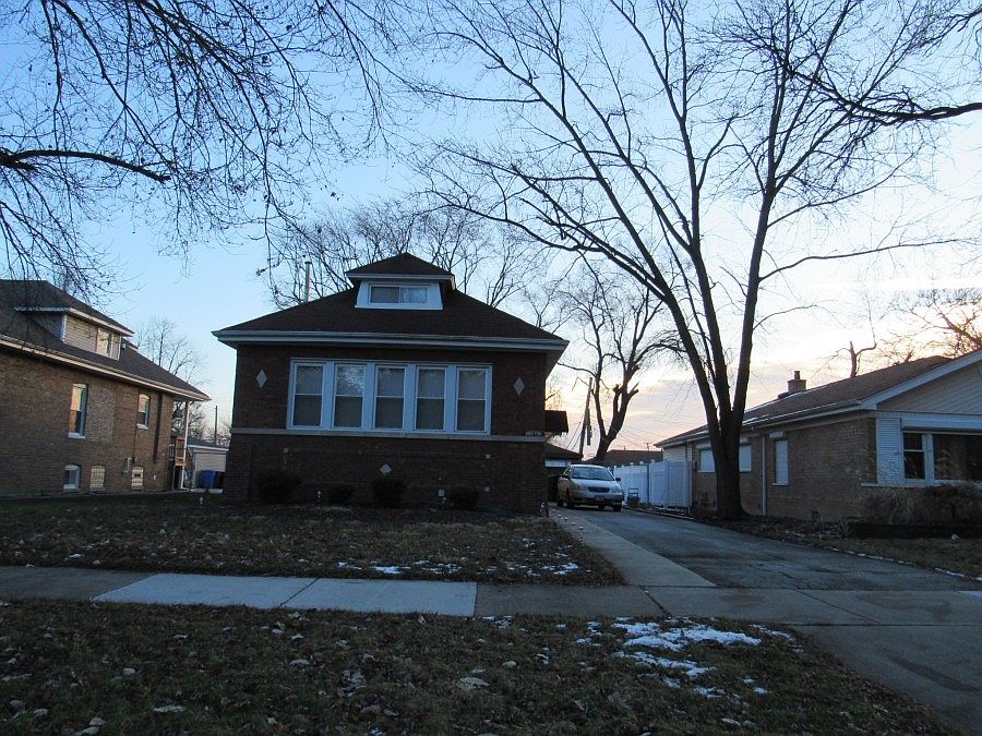 1st image of 11847 S Longwood Dr