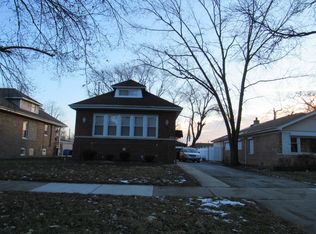 11847 S Longwood Dr, Chicago, IL