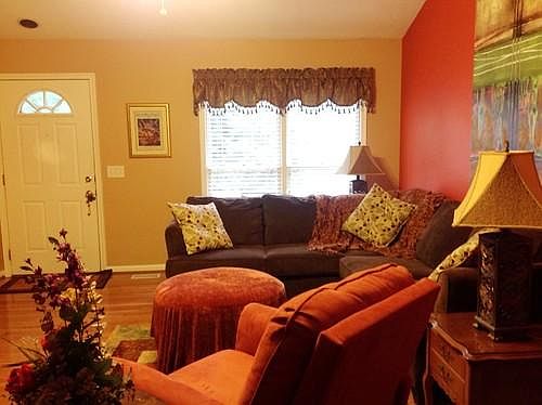 3rd image of 4810 Glendarion Dr