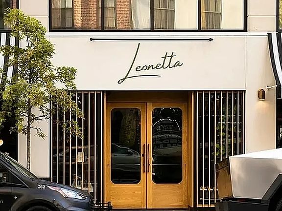 5th image of 138 E 38th St APT 3F