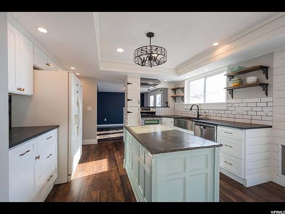 5th image of 9684 S Shettleston Cir