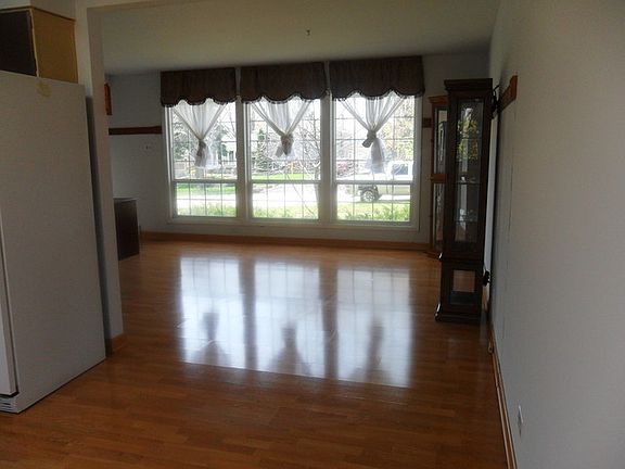 3rd image of 17319 S Oketo Ave