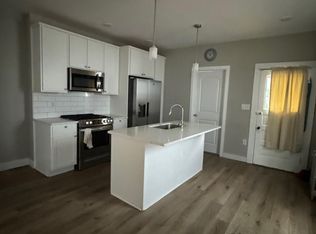 825 Woodlawn St, Scranton, PA 18509