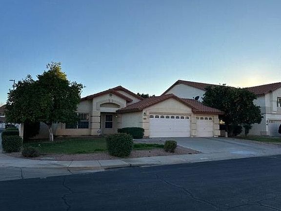 3rd image of 5805 W Aster Dr