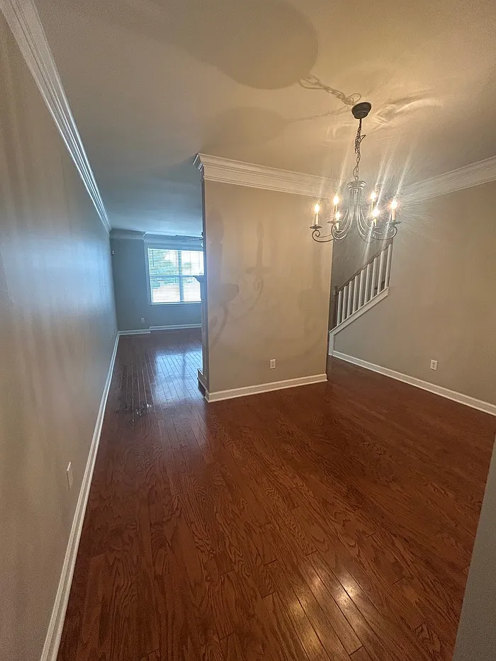 2 bed, 2.5 bath, 1420 sqft, $2,150 — Photo 3