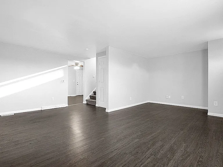 1598-1660 E 25th Ave — Photo 9