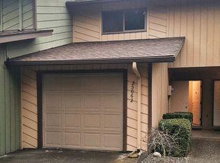 25062 Lake Fenwick Rd S, Kent, WA 98032