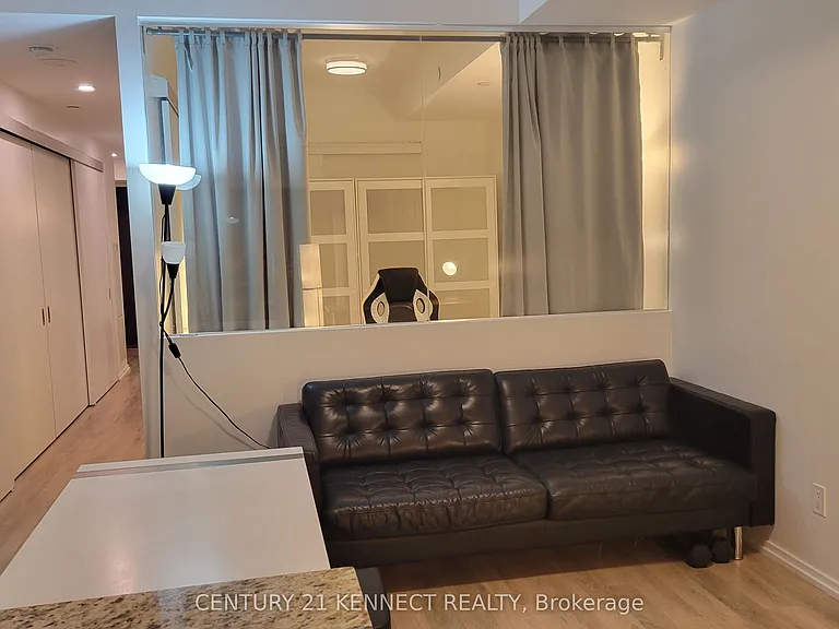 197 Yonge St #3310 — Photo 9