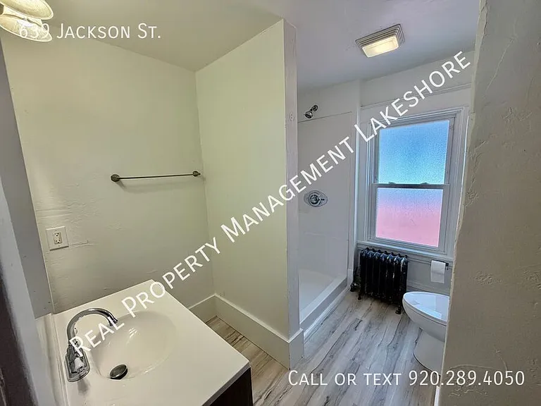 639 Jackson St — Photo 24