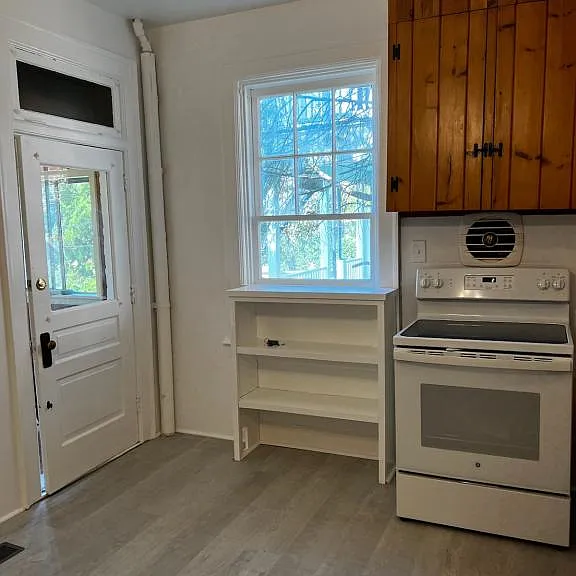 813 Madison Ave — Photo 10