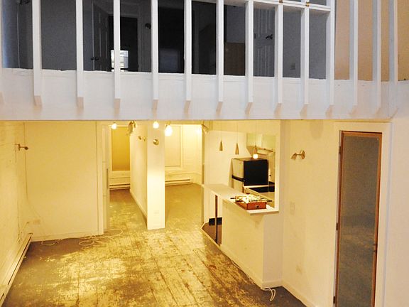 2nd image of 122 Water St APT 3R
