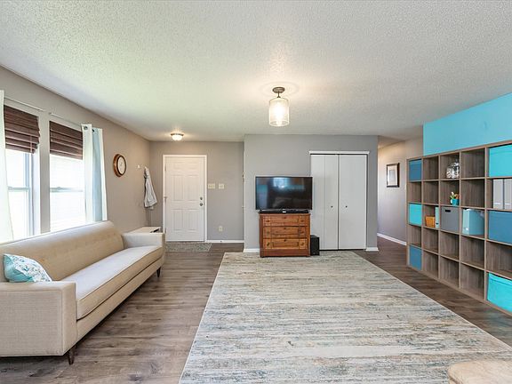 3rd image of 1815 Brassica Way