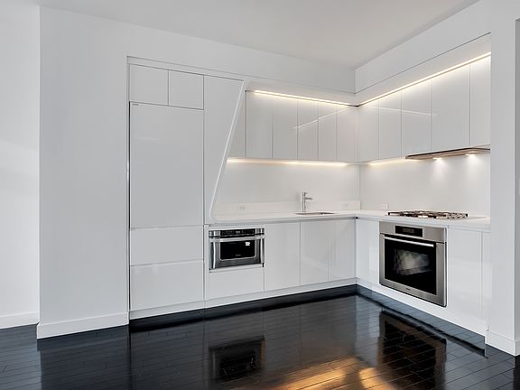 4th image of 123 Washington St APT 52F