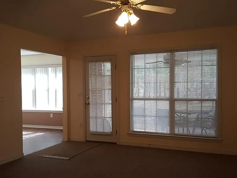502 Meadow Ln — Photo 20