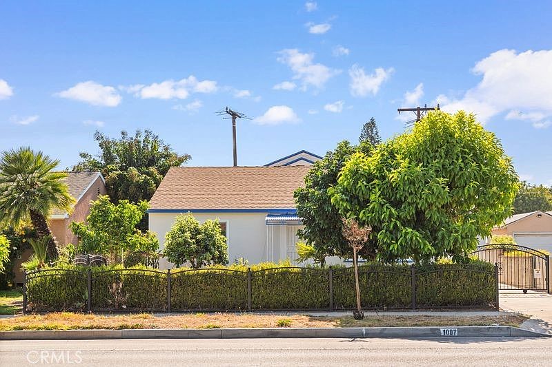 1st image of 1007 S Del Mar Ave
