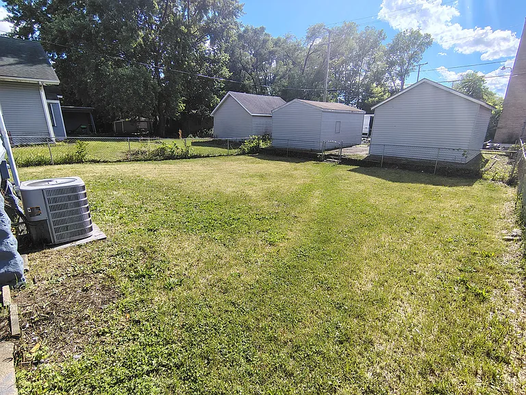 514 Sheridan St — Photo 13
