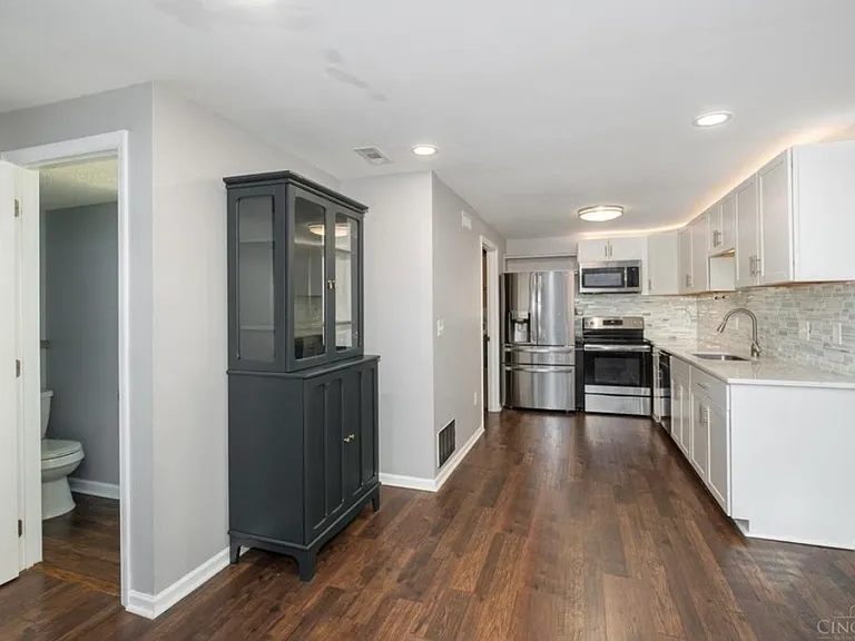 2133 Deerfield Pl #2 — Photo 9