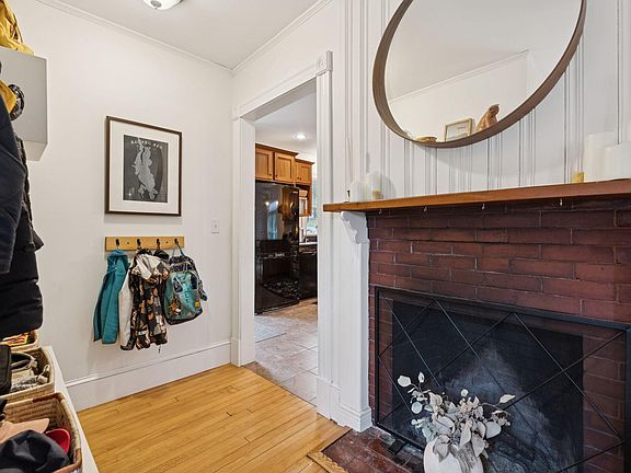 5th image of 674 Highland Avenue