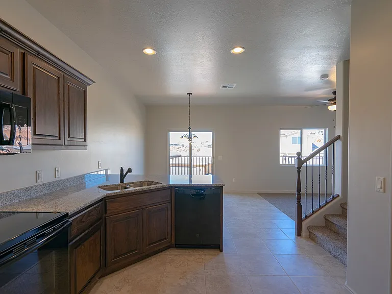 370 W Buena Vista Blvd #111 — Photo 12