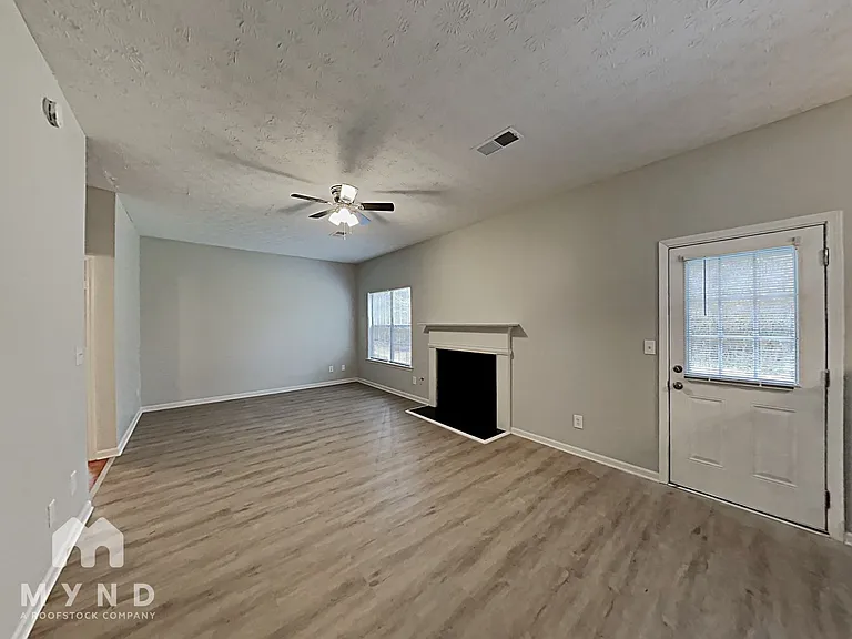 10851 Southshore Ct — Photo 8