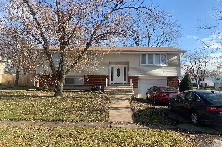3406 Laurel Ln photo 1