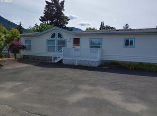 76370 Klohn Rd, Oakridge, OR 97463