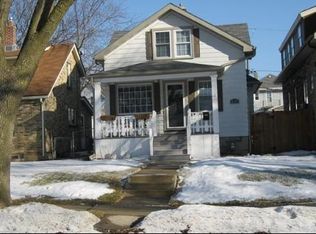 2130 S 77th St, West Allis, WI 53219