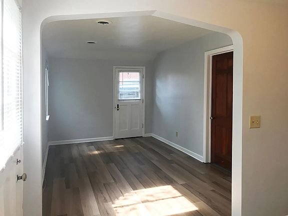 4th image of 3028 Pemberton Dr APT 7