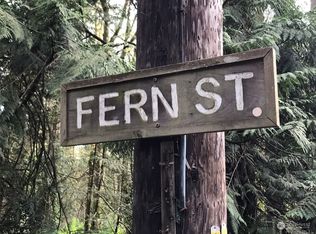 20867 Fern St NE, Indianola, WA 98342