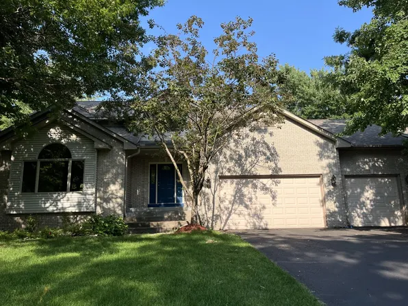 11019 Zumbrota Ct NE, Blaine, MN 55449