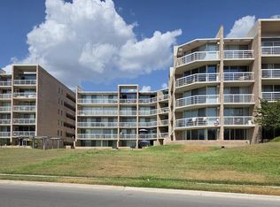 1006 Guadalupe St, Kerrville, TX 78028