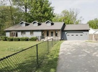 9534 Woodlawn Dr, Portage, MI 49002